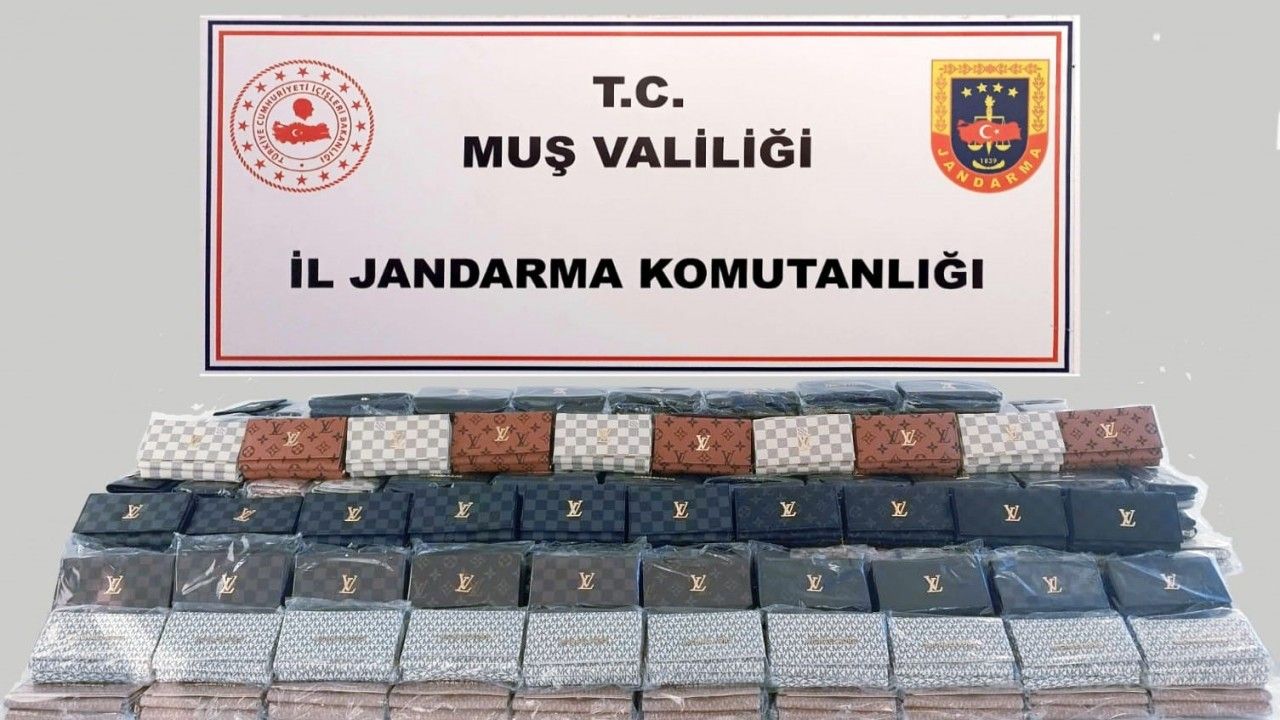 Muş’ta 1 milyon 220 bin liralık sahte cüzdan ele geçirildi