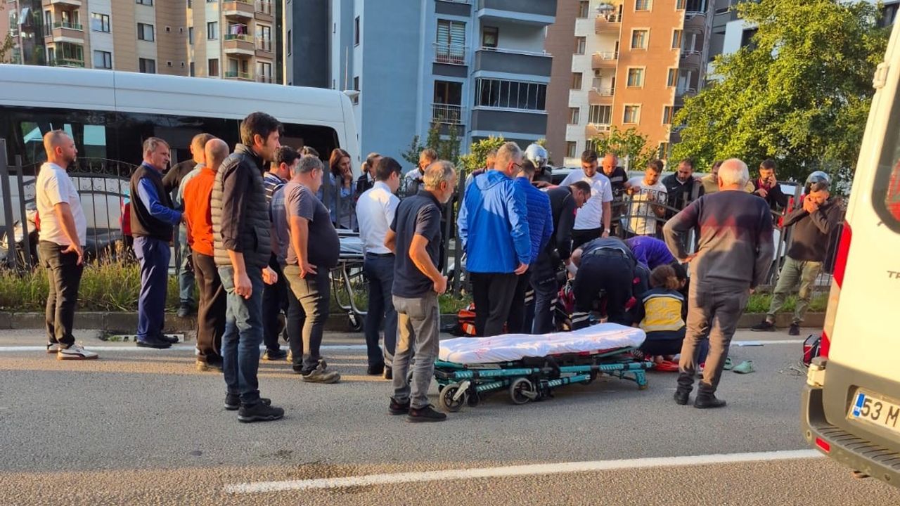 Rize’de kamyonetin çarptığı paramedik ağır yaralandı