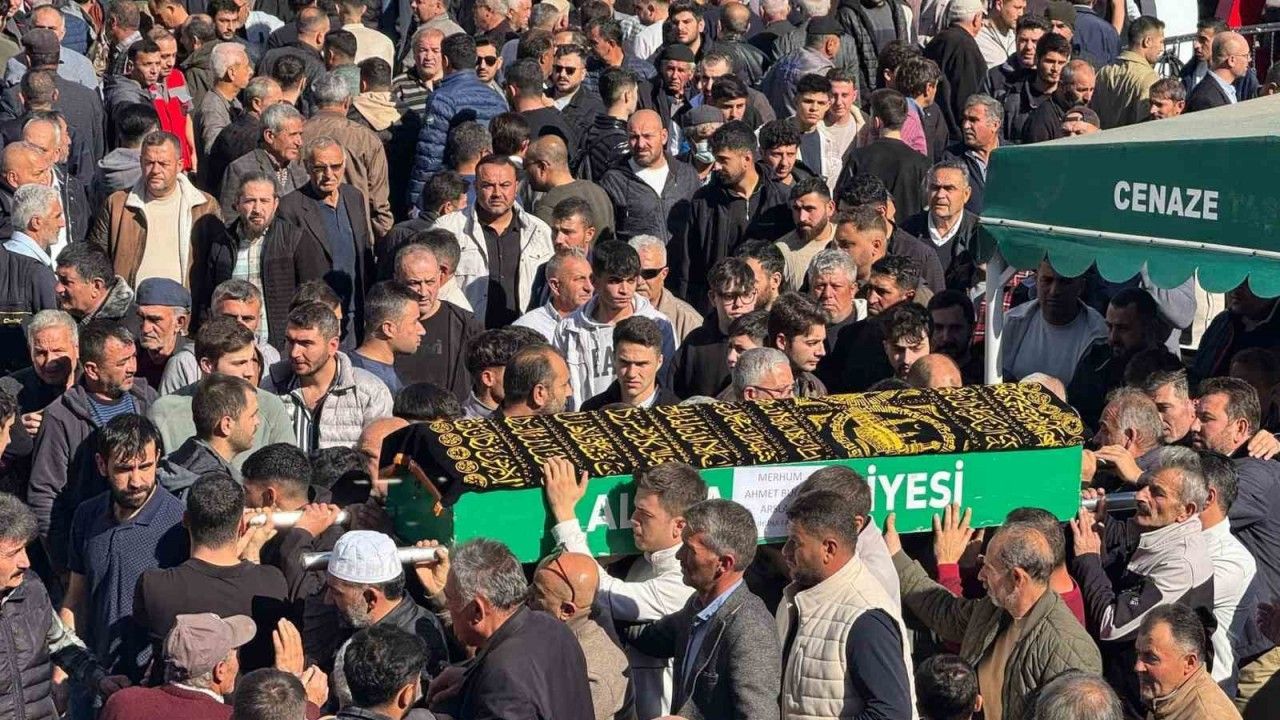 Traktör tamir ederken ağır yaralanan genç öldü