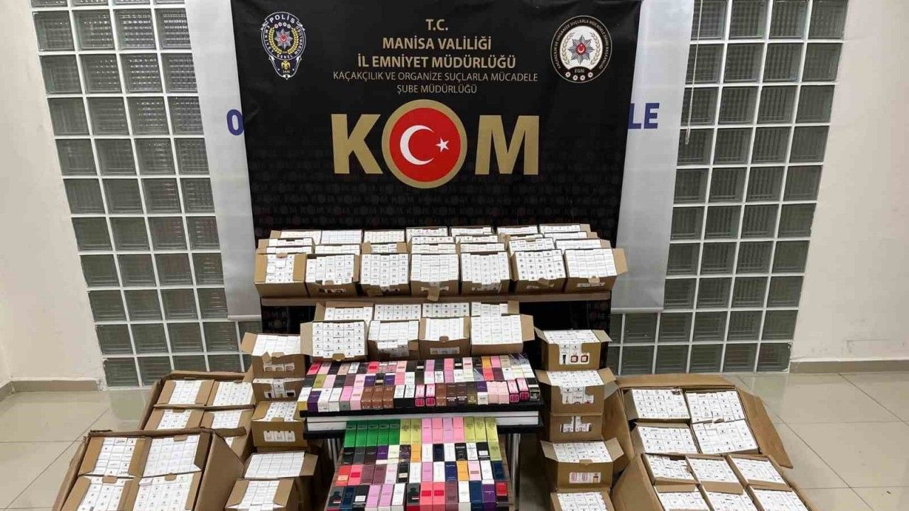 Turgutlu’da kaçak parfüm sevkiyatı polisin dikkatiyle engellendi