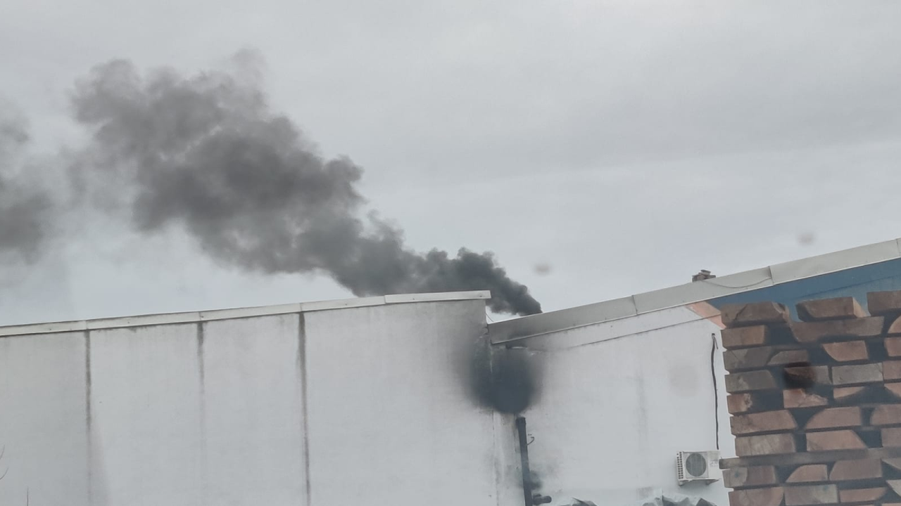İnegöl Belediyesi’nden sobada uygunsuz madde yakılmasına ağır ceza