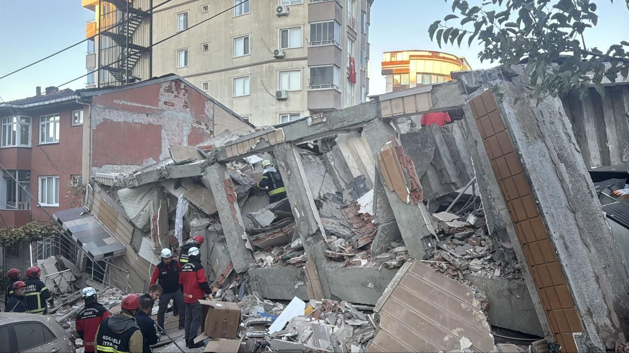 Çöken bina ile ilgili soruşturma başlatıldı