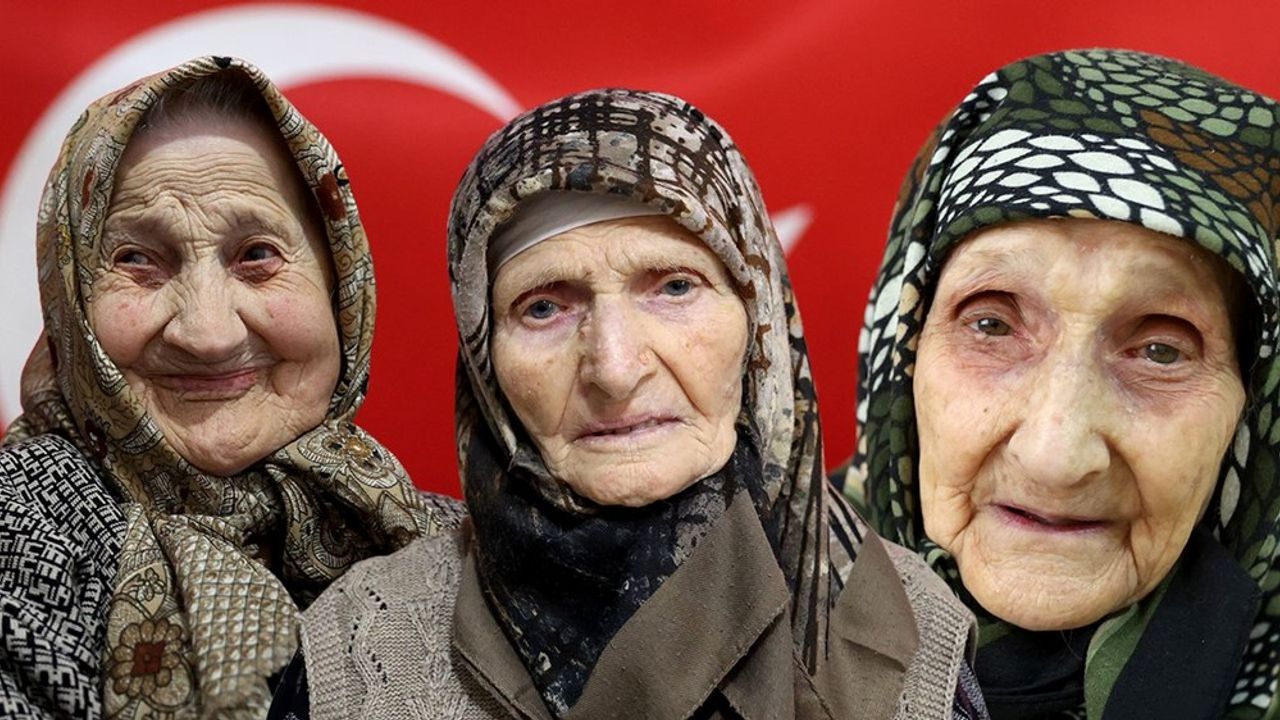 Cumhuriyet'in asırlık çınarları: Cumhuriyet'le yaşamak onur veriyor