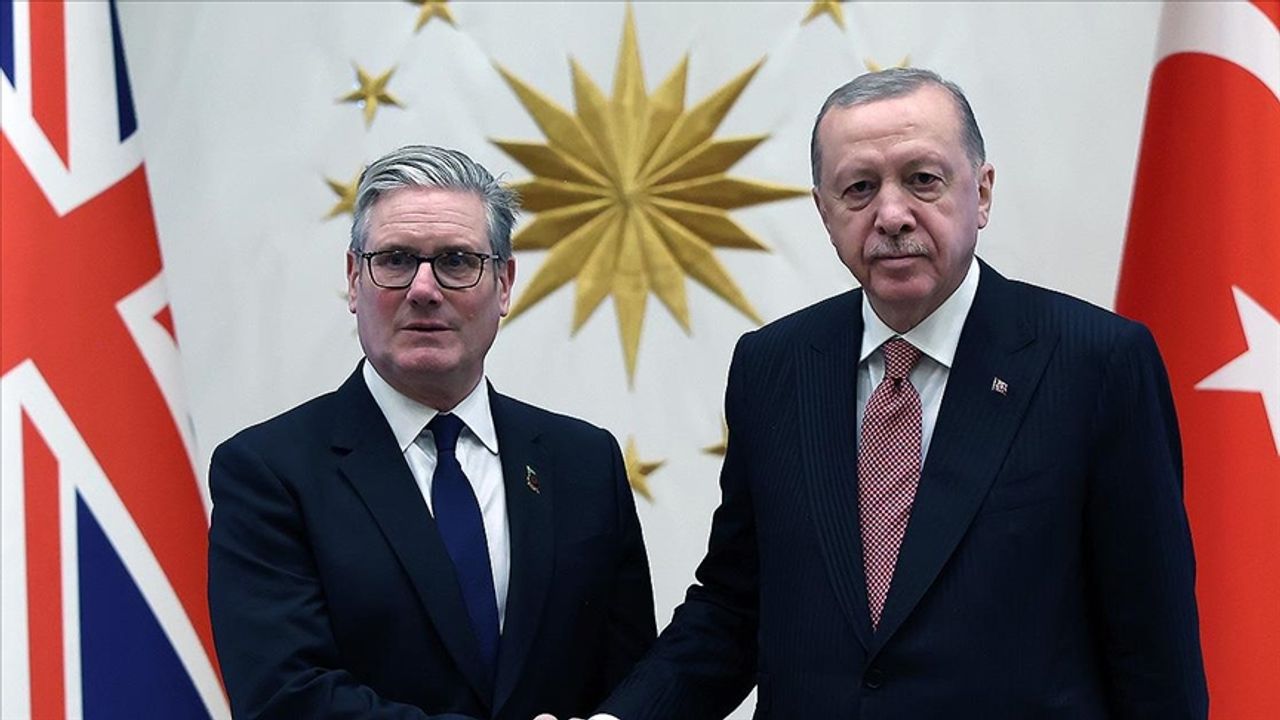 Türkiye ile İngiltere arasında Eurofighter anlaşması