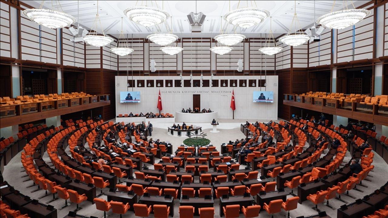 Hakemlerin "bahis skandalı" Meclis gündeminde