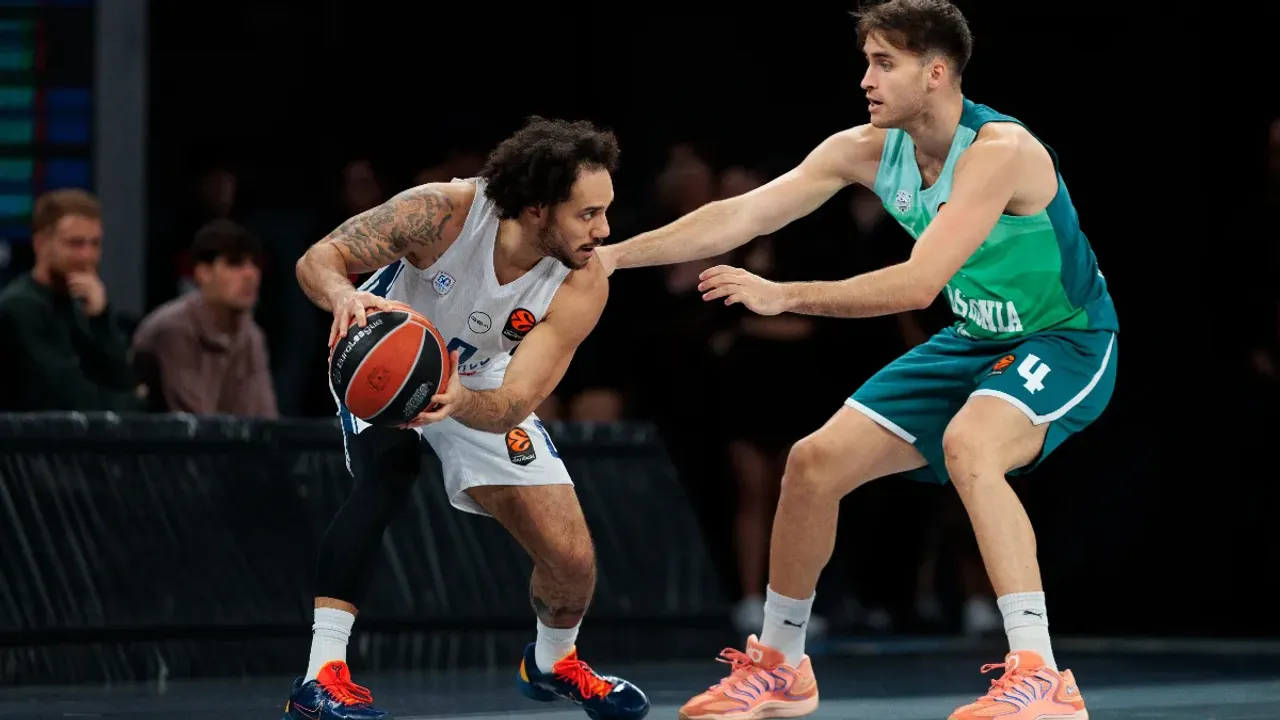 Anadolu Efes, Baskonia'ya yenildi