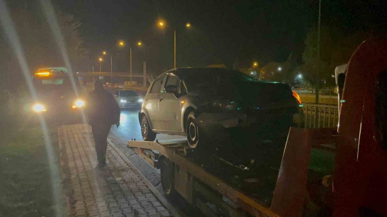 Alkollü aday sürücü polisten kaçarken yaptığı kazada yakayı ele verdi