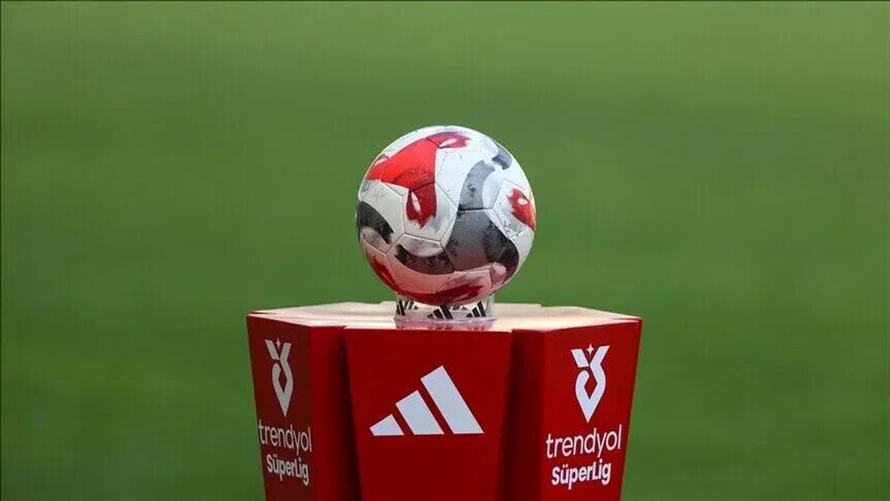 Süper Lig'de derbi tarihleri belli oldu!