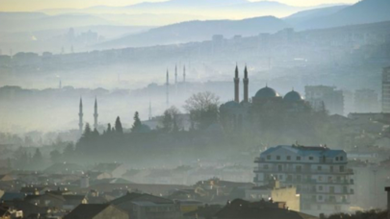 Bursa’da hava kirliliği alarmı: Bazı ilçelerde turuncu ışık yandı