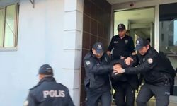 Bursa'da düzenlenen baskında silah, tarihi eser, uyuşturucu ele geçirildi