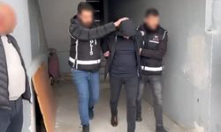 Dört çeteye operasyon: Silah ve el bombaları ele geçirildi