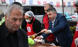 Başkan Yılmaz, iftar sofrasında vatandaşlarla buluştu