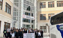 Ardahanlı öğrenciler ulusal egemenlik yolunda Ankara gidiyor