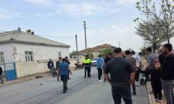 Otomobille çarpışan elektrikli motosiklet sürücüsünün gözü çıktı