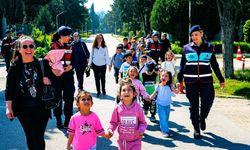 Bursa İl Jandarma Komutanlığı'ndan 23 Nisan kutlaması