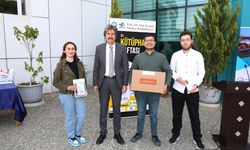 Uludağ Üniversitesi'nde kitap kurtları ödüllendirildi