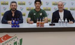 Bursaspor'da Ensar Duman profesyonel oldu