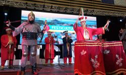 Bursa Mehter Takımı Fransa’yı fethetti