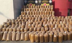 Adana’da 4 araçta 2 ton kaçak tütün ele geçirildi: 6 gözaltı