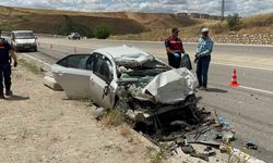 Adıyaman’da otomobil kamyona arkadan çarptı: 1 ölü