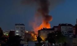 Alevler geceyi aydınlattı... Yangında 1 kişi hayatını kaybetti