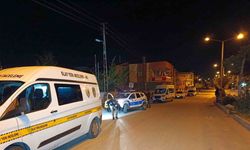 Annesi kayıp sanıyordu, arkadaşını bıçaklayıp kaçmış