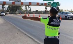 Aydın’da otoyol trafik jandarması denetimlerini sürdürüyor