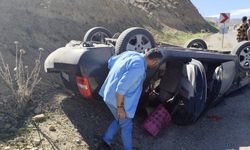 Başkale yolunda trafik kazası: 2 yaralı