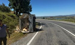 Batman’da kamyonet yan yattı: 2 yaralı