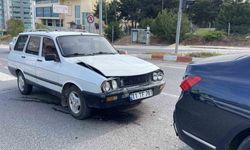 Bilecik’te iki otomobil çarpıştı: 1 yaralı