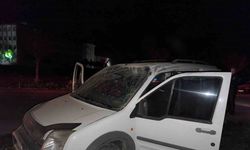Bir kişinin yaralandığı kazada kaçan araç sürücüsünü polis yakaladı
