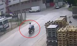 Bursa’da iki motosikletinin karıştığı kaza kamerada