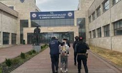 DEAŞ ile bağlantılı olduğu öne sürülen 3 kişi yakalandı