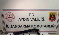 Efeler’de ’Dur’ ihtarına uymadı, jandarmadan kaçamadı