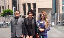 Eski manken Deniz Akkaya’ya 2 yıl 4 ay hapis cezası