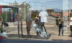 Fethiye’de AK Parti İlçe Başkanlığı binasına taşlı saldırı