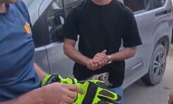 Iğdır’da aracın motor kısmında sıkışan yavru kedi kurtarıldı