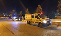 İki otomobil çarpıştı: 2 yaralı