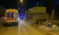 Karaman’da otomobille çarpışan motosikletli kurye yaralandı