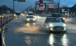 Kayseri’yi sağanak vurdu, itfaiye ekipleri teyakkuza geçti