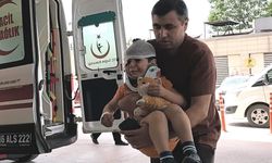 Bursa'da kazada yaralandı, oyuncağını elinden hiç bırakmadı