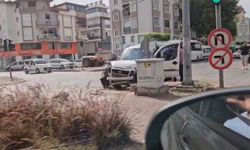 Kırmızı ışıkta geçen otomobil hafif ticari araçla çarpıştı, sürücüler yardım etmeden yollarına devam etti
