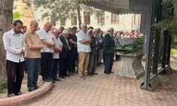 Kocası tarafından bıçaklanarak öldürülen kadın son yolculuğuna uğurlandı