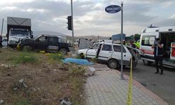 Konya’da otomobil ile kamyonet çarpıştı, yaşlı çift hayatını kaybetti