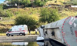 Osmaniye’de petrol yüklü tanker devrildi