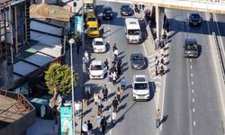 Özel Halk Otobüsleri kontak kapattı: Metrobüslerde yaşanan yoğunluk havadan görüntülendi