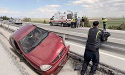 Sürücünün öldüğü kazayı arkadan gelen otomobilin kamerası saniye saniye kaydetti