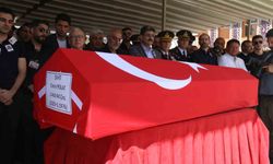Şehit Jandarma Astsubay Emre Polat memleketi Sivas’ta kılınan cenaze namazının ardından toprağa verildi