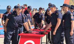 Tekirdağ’da özel bireyler için düzenlenen temsili yemin töreninde komandolardan nefes kesen gösteriler