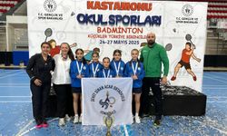 Osmangazili badmintonculardan namağlup şampiyonluk
